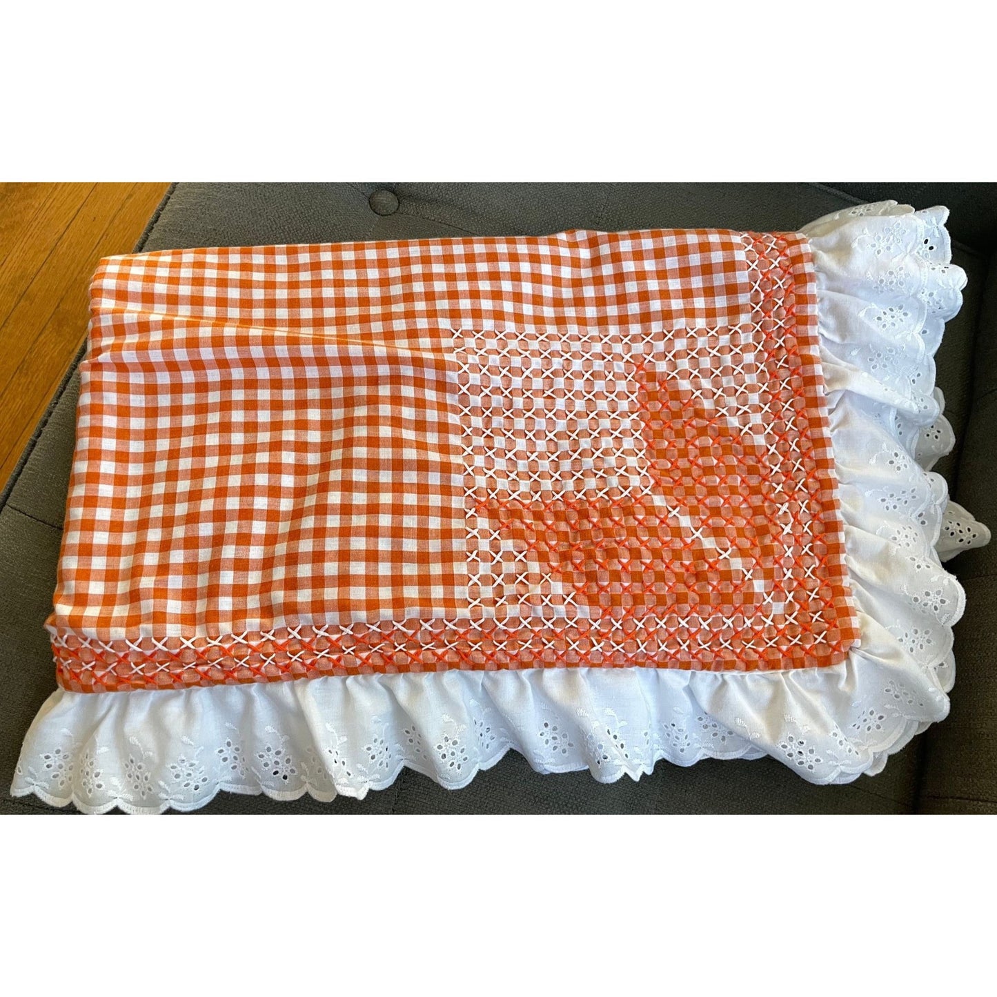 Vintage 80s hand stitched throw blanket