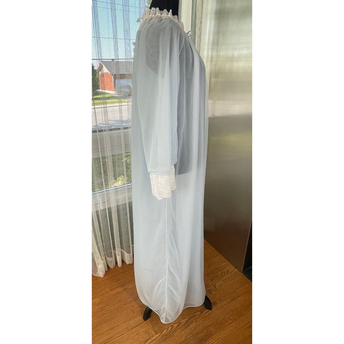 Vintage 1960s peignoir, blue chiffon, bridal honeymoon wear