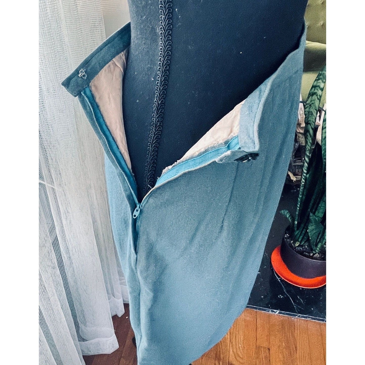 Vintage 1950s skirt, 100% wool, blue/grey