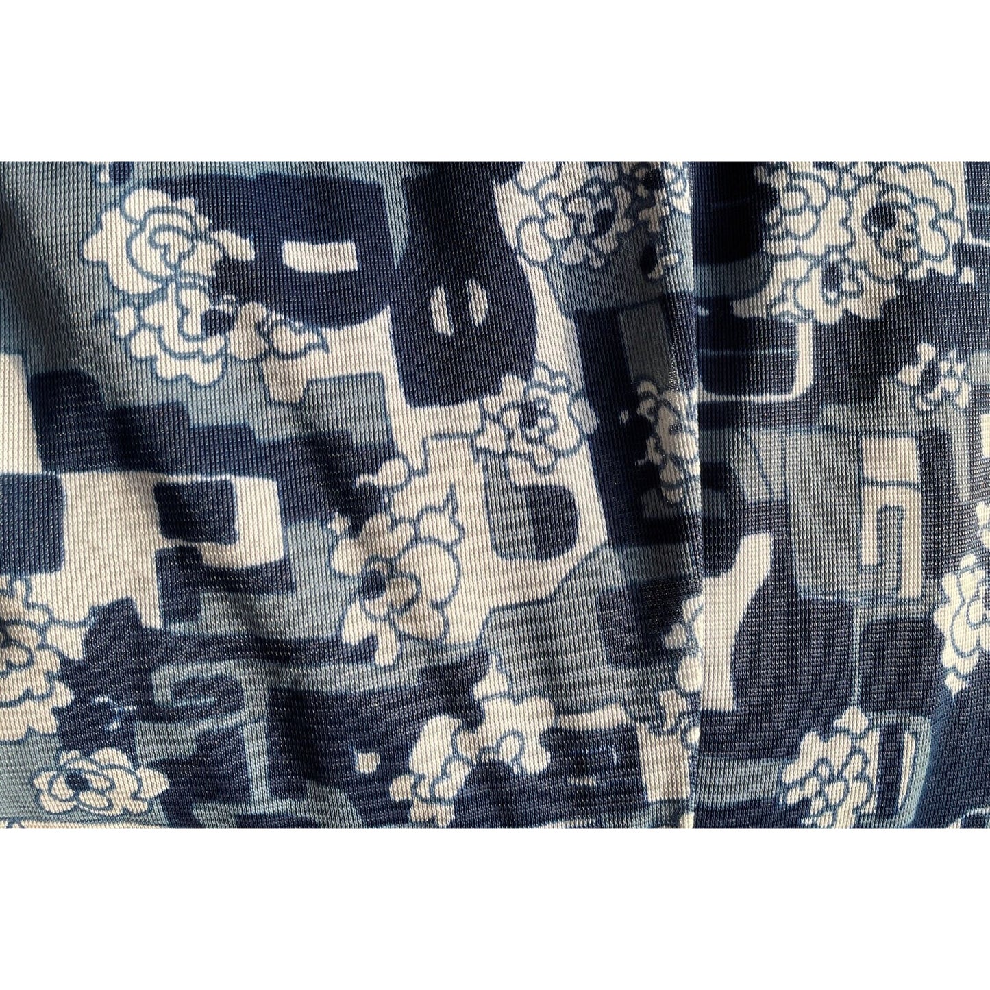 Vintage 70s house dress, blue and white abstract groovy pattern