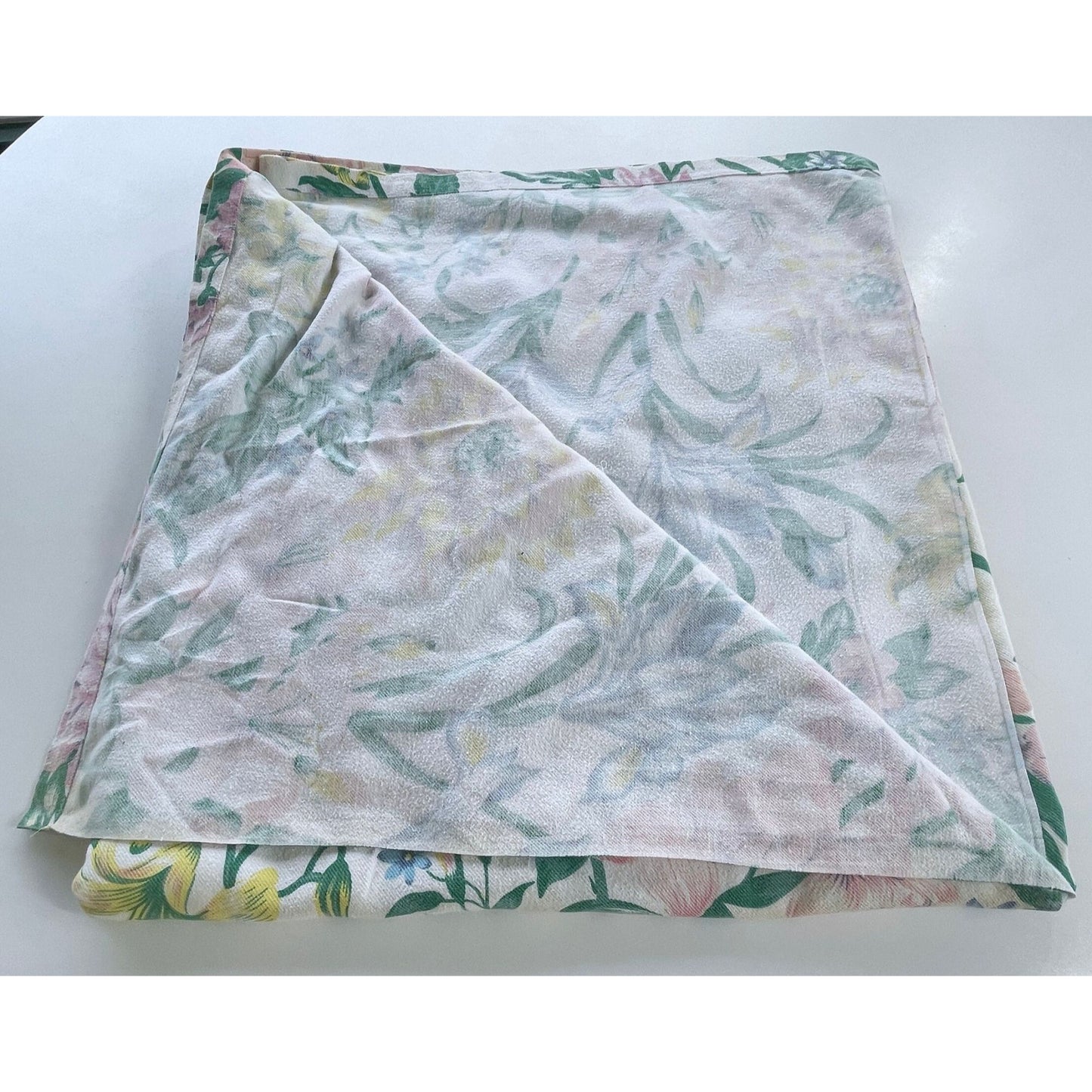 Vintage 80s flat sheet, flannel, large floral print, double/full size bed