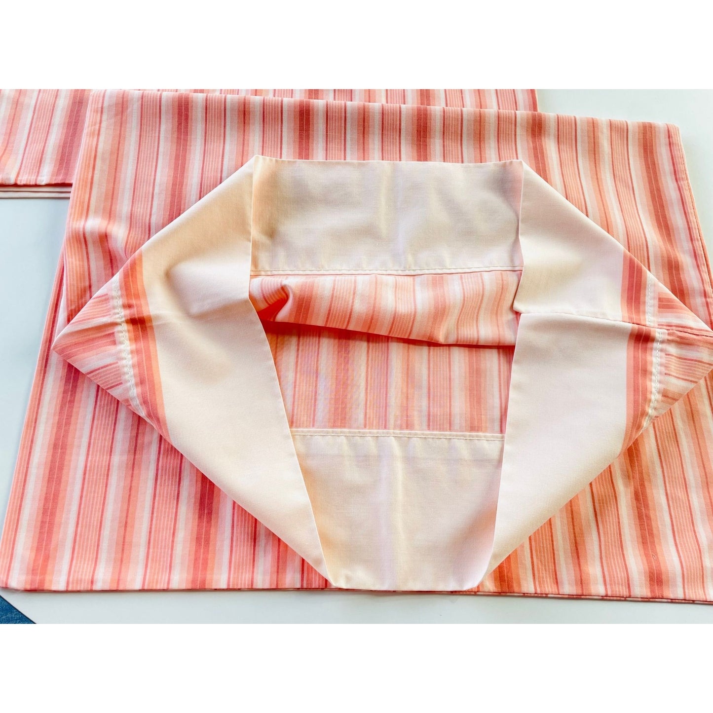 Vintage 80s pillowcases set, Mainstay