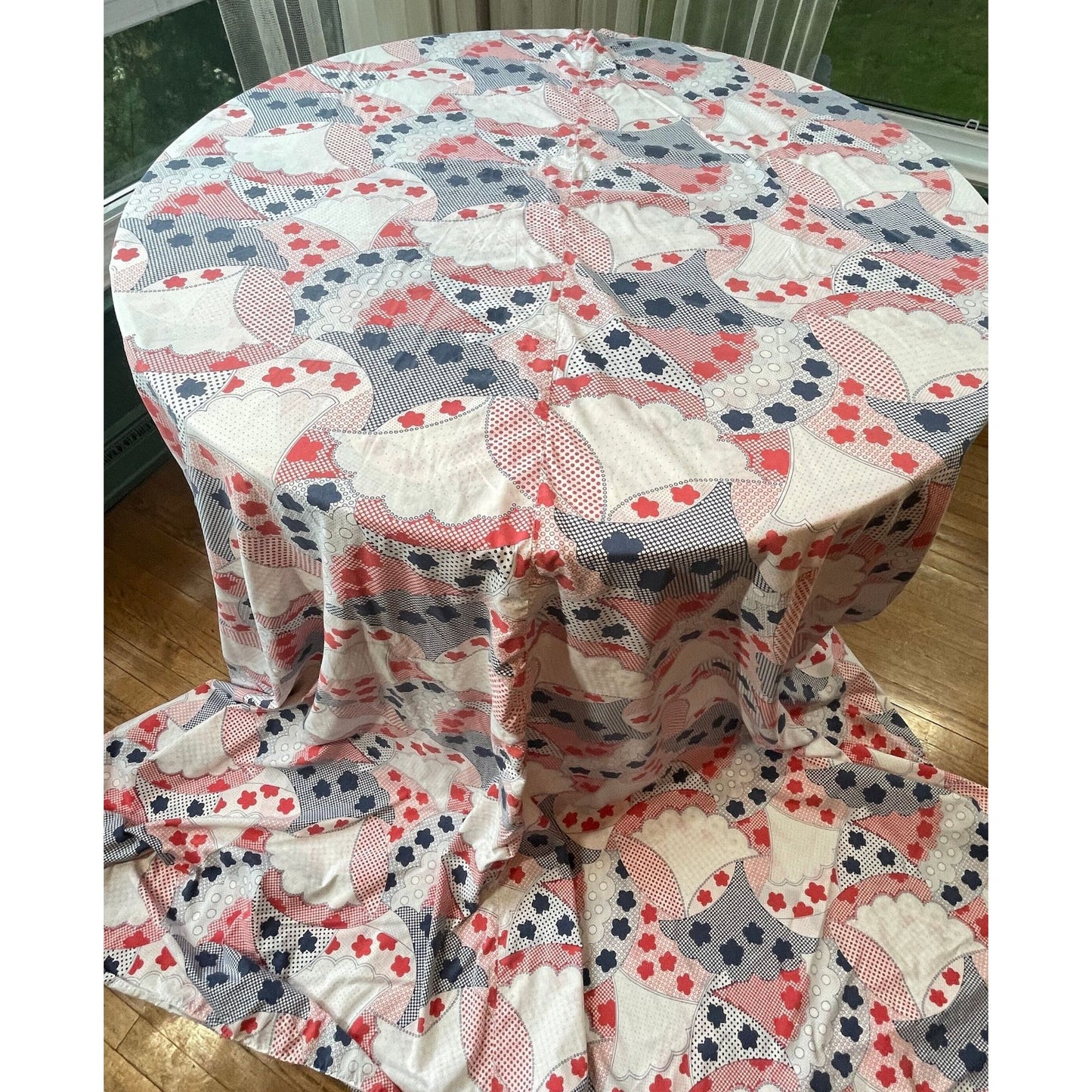 Vintage 70s duvet cover, queen size bed