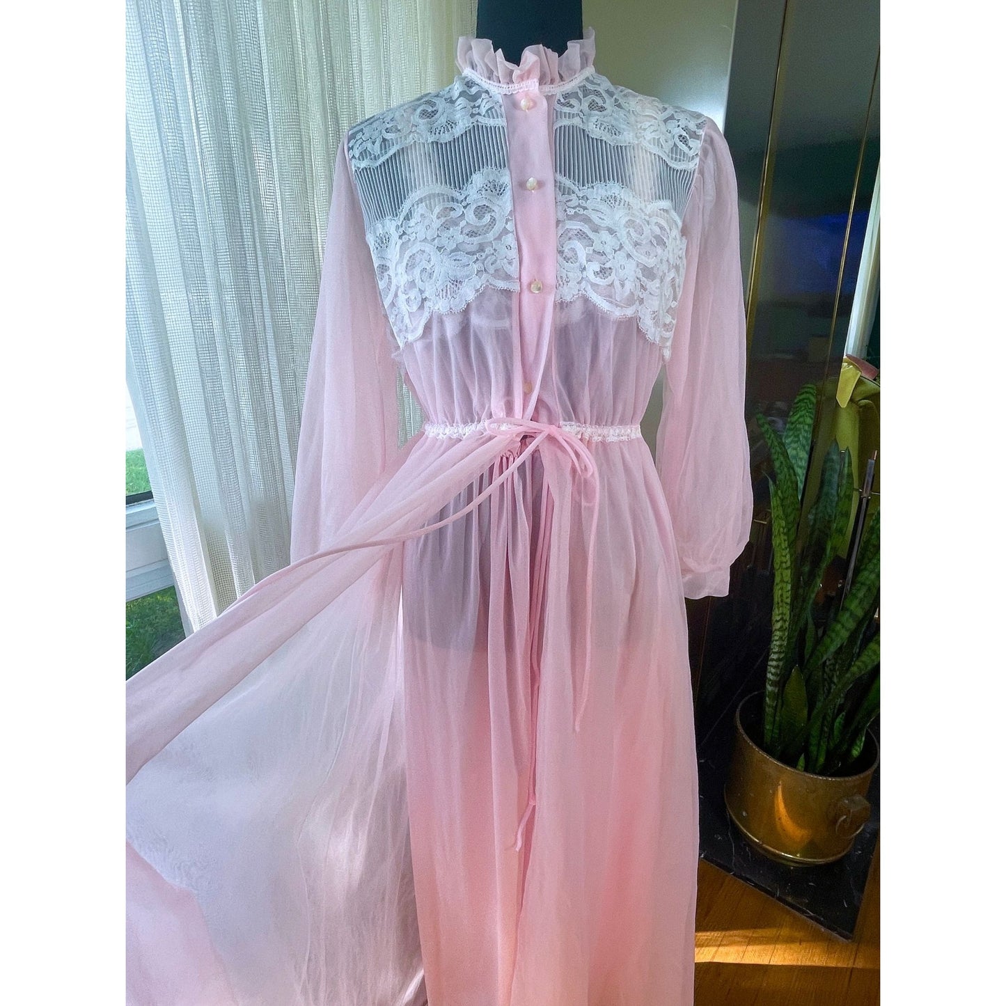 Vintage 1970s peignoir set, negligee and peignoir, bridal set, Kaymar Lingerie