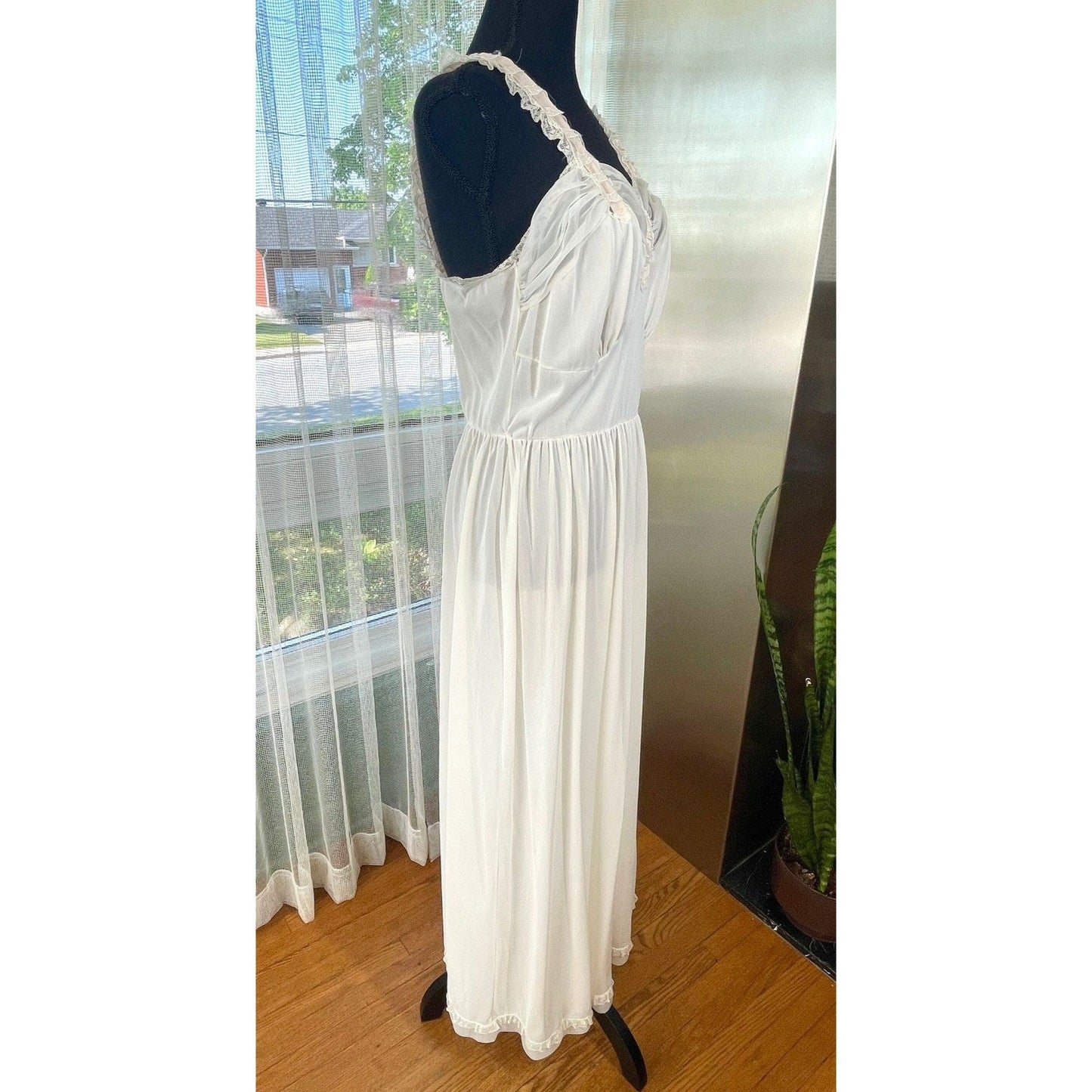 Vintage 1950s night dress, Luxite by Kayser slip on sheer negligee