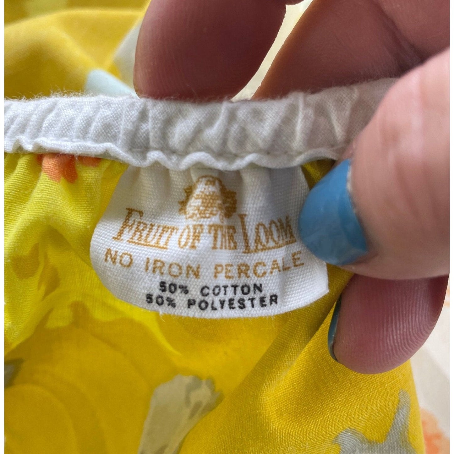 Vintage 70s fitted sheet, twin size bed, Fruit of the Loom