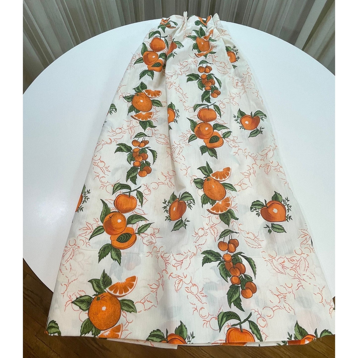 Vintage 50s pleated curtain, orange fruits novelty print