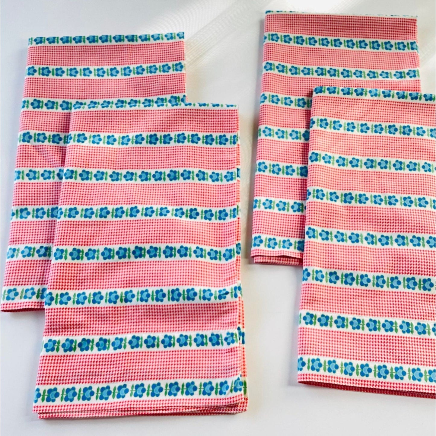 Vintage 80s pillowcases set