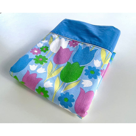 Vintage 70s floral flat sheet, twin size flat bed, Wabasso