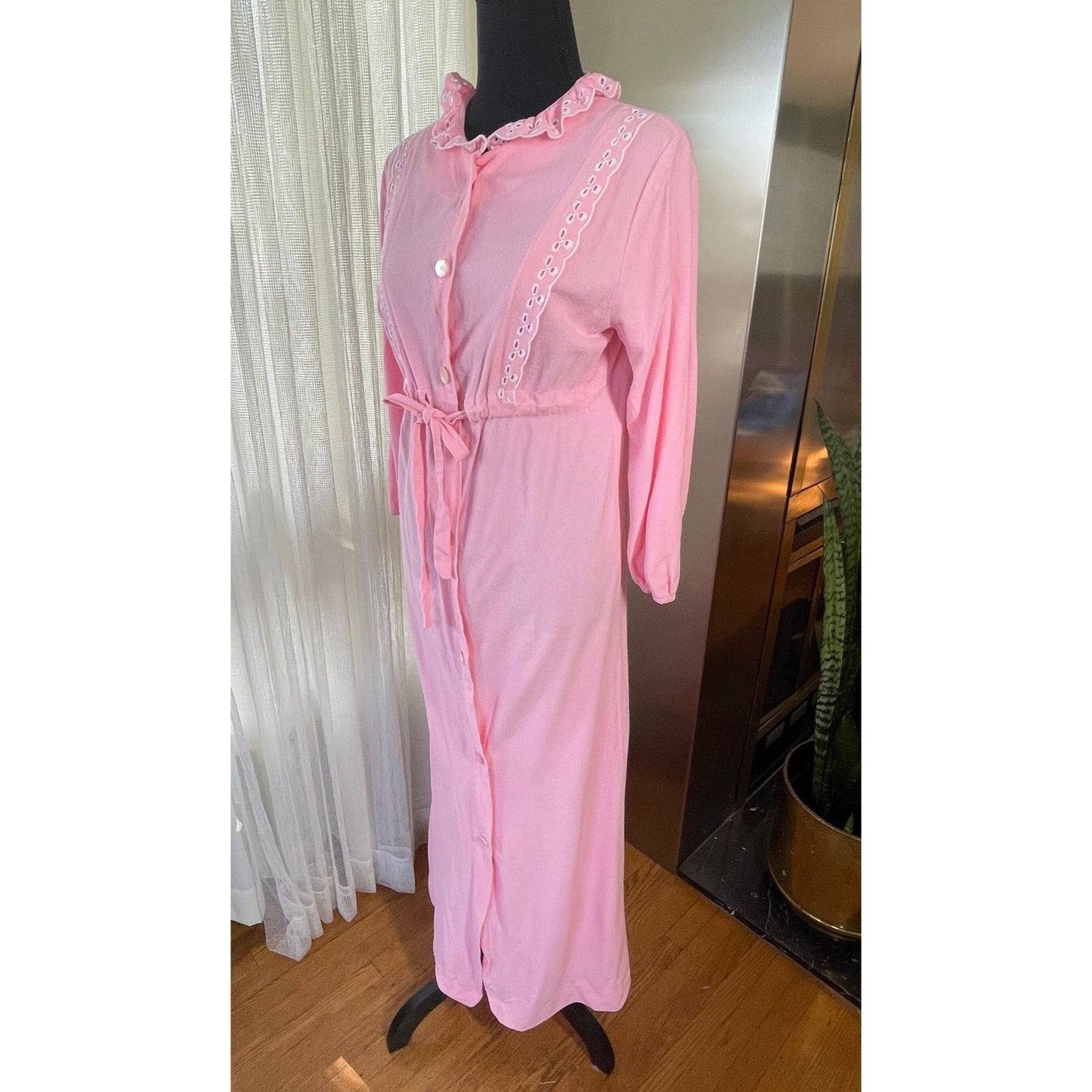 Vintage 80s robe, pink flannel, Hamilton Lingerie