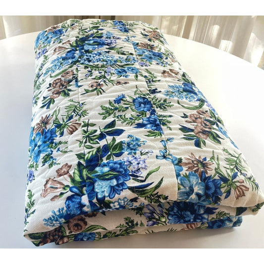 Vintage 70s floral bedspread, quilted bed cover, queen size