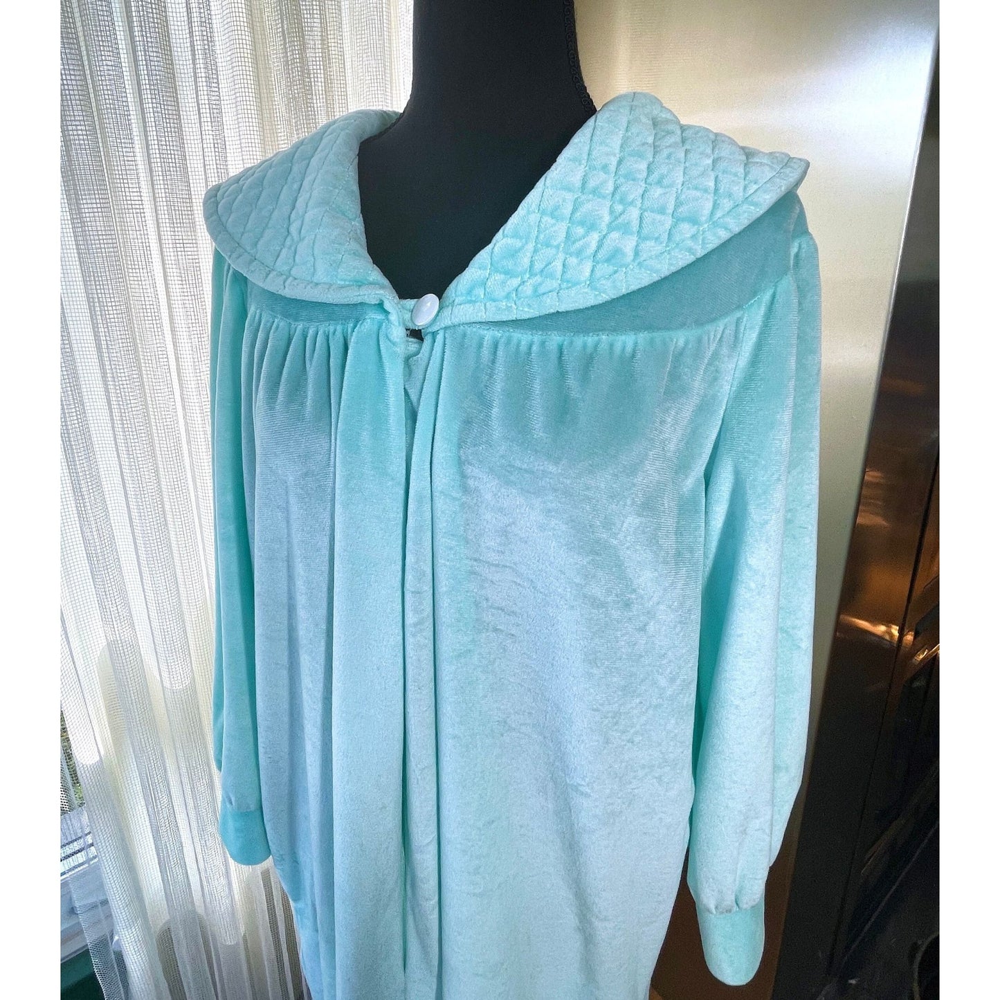 Vintage 1960s robe, sea foam teal blue velvet