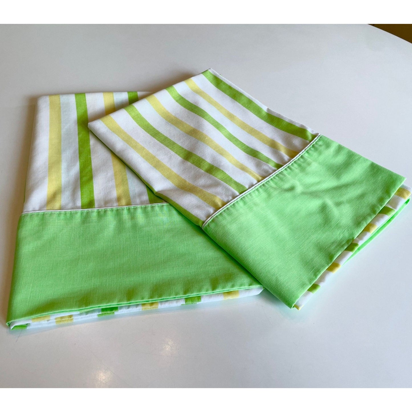 Vintage 70s green pillowcases, TruPrest