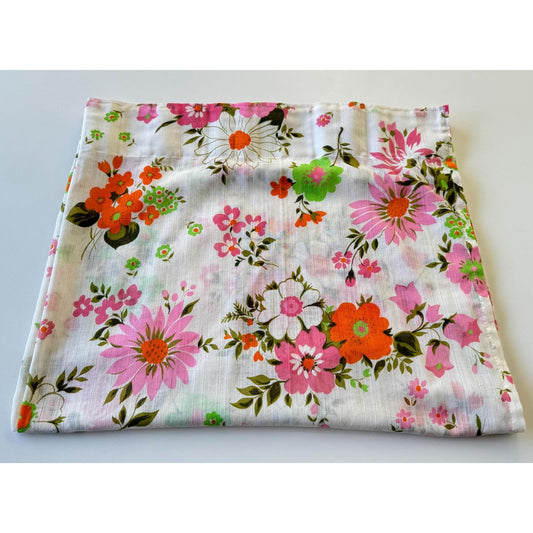 Vintage 70s pleated curtain, pink and orange flowers, white background