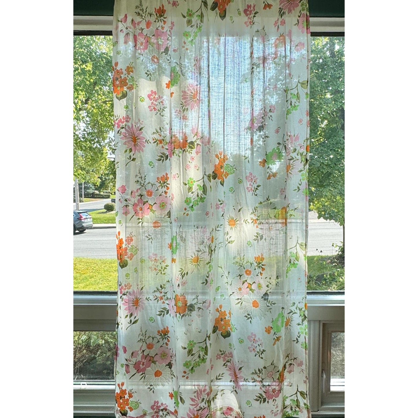 Vintage 70s pleated curtain, pink and orange flowers, white background