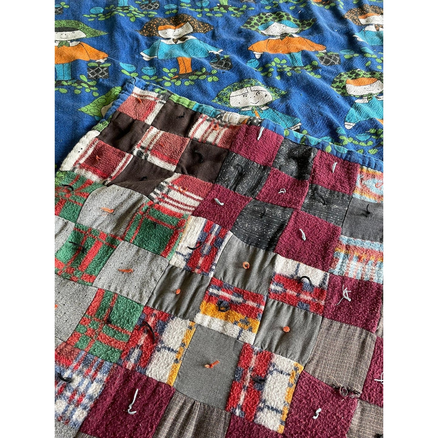 Vintage 70s handmade quilt, throw