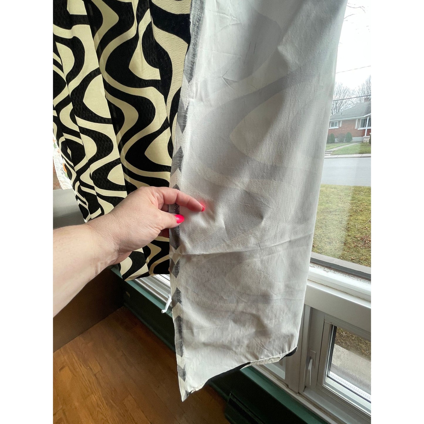 Vintage 50s pleated fiberglass curtains, Op Art black and white