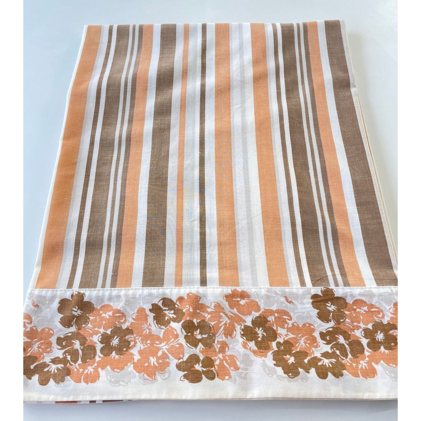 Vintage 70s flat sheet, double/full size, Truprest
