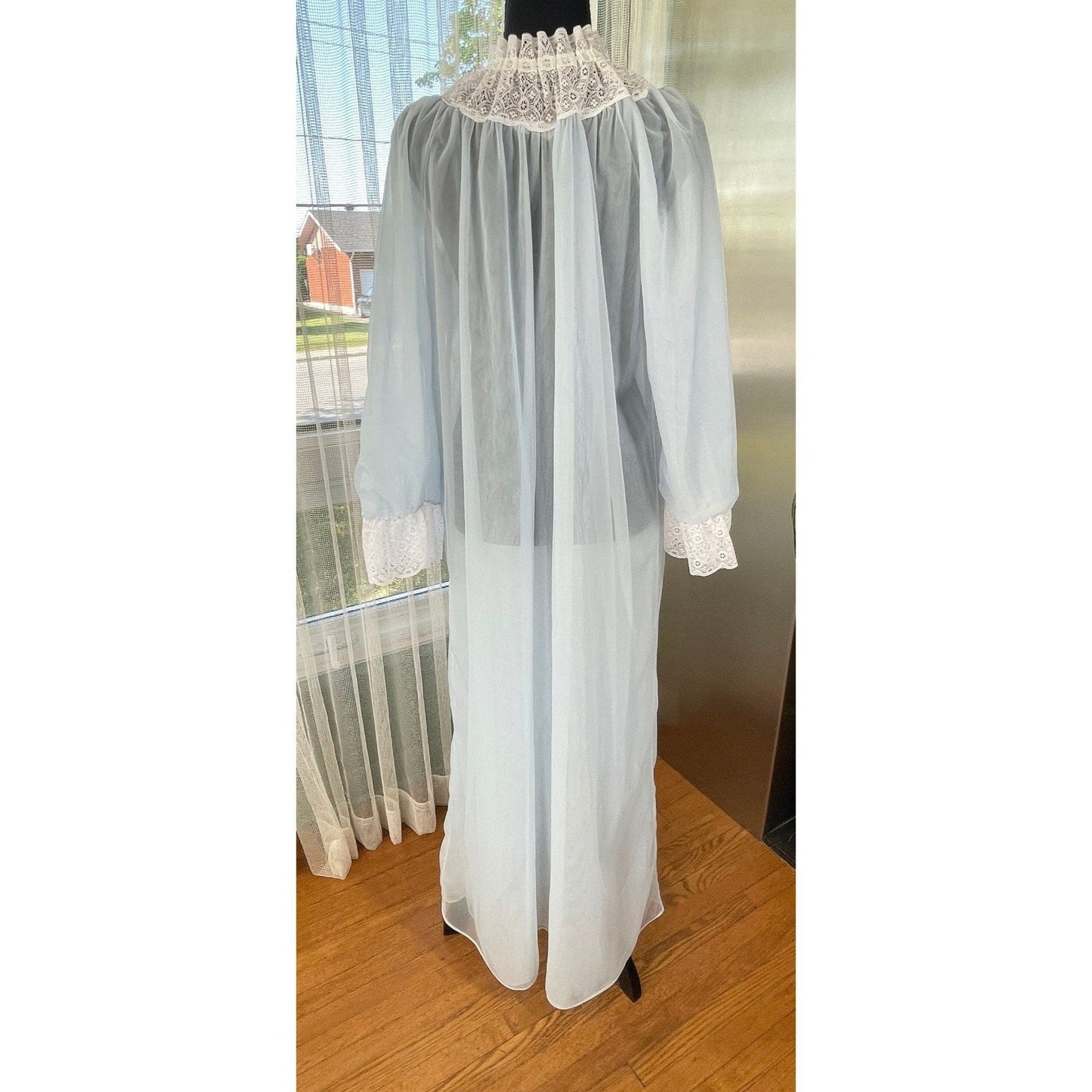 Vintage 1960s peignoir, blue chiffon, bridal honeymoon wear
