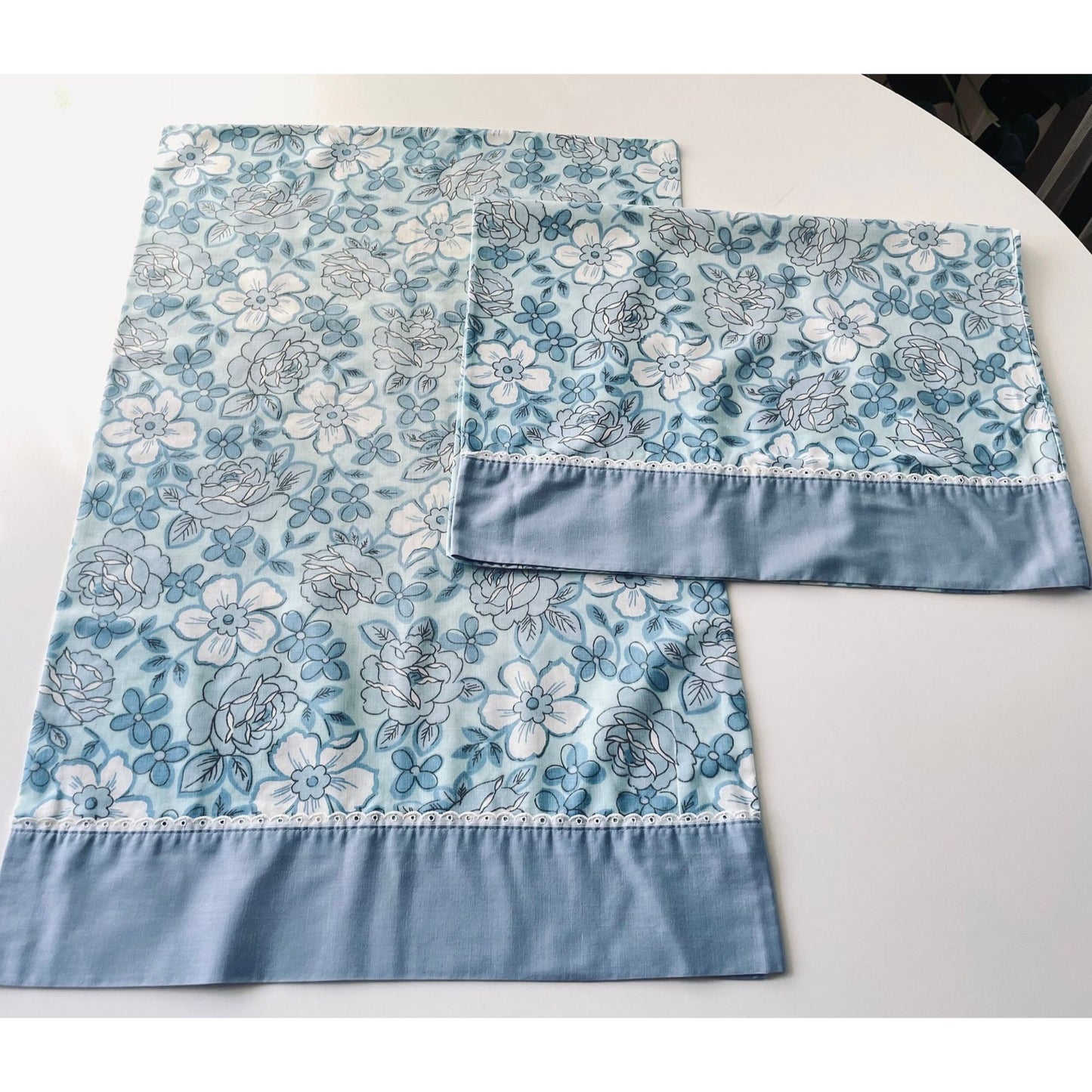 Vintage 70s pillowcases, blue flowers , Dan River Dantrel