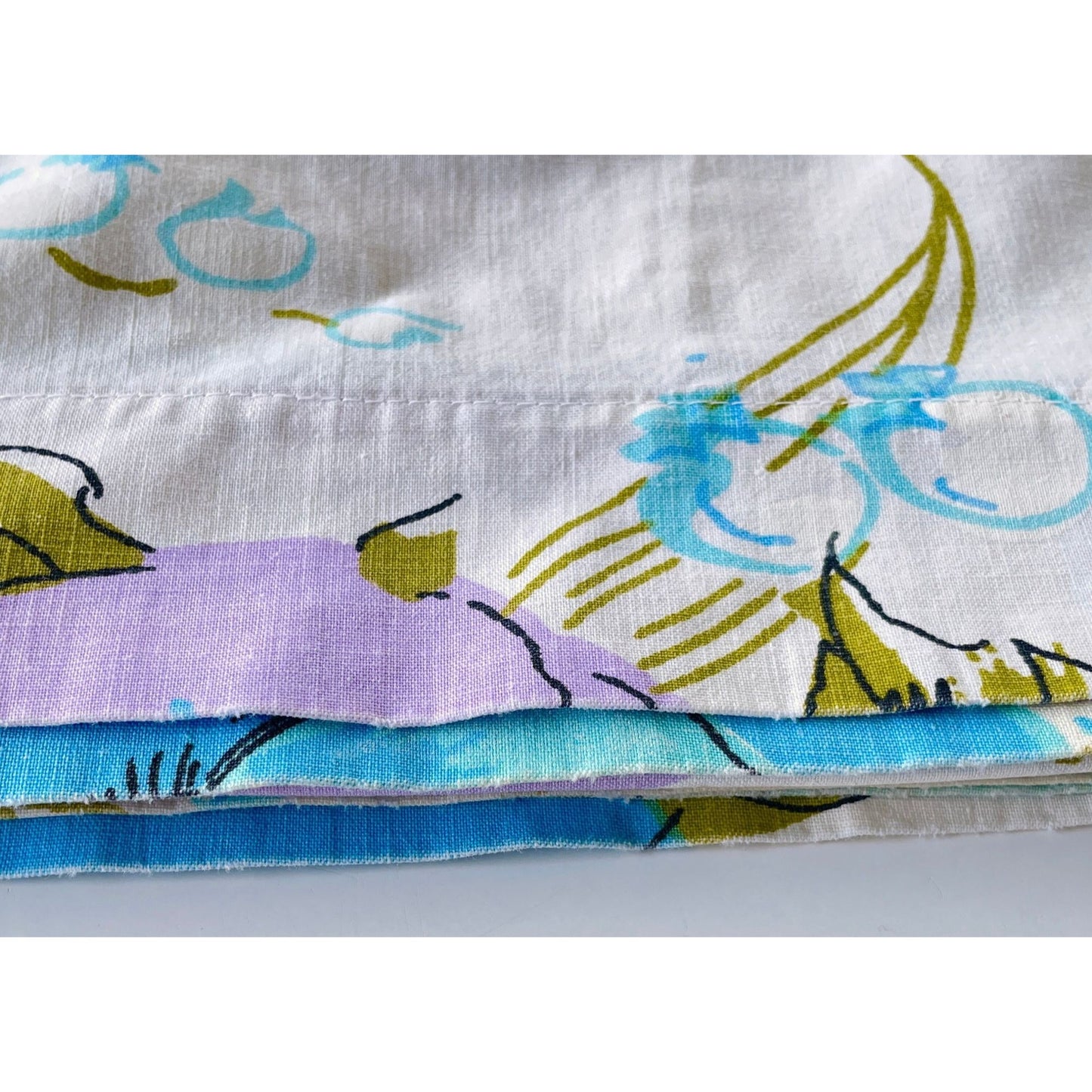 Vintage 70s double size flat sheet, Varitex
