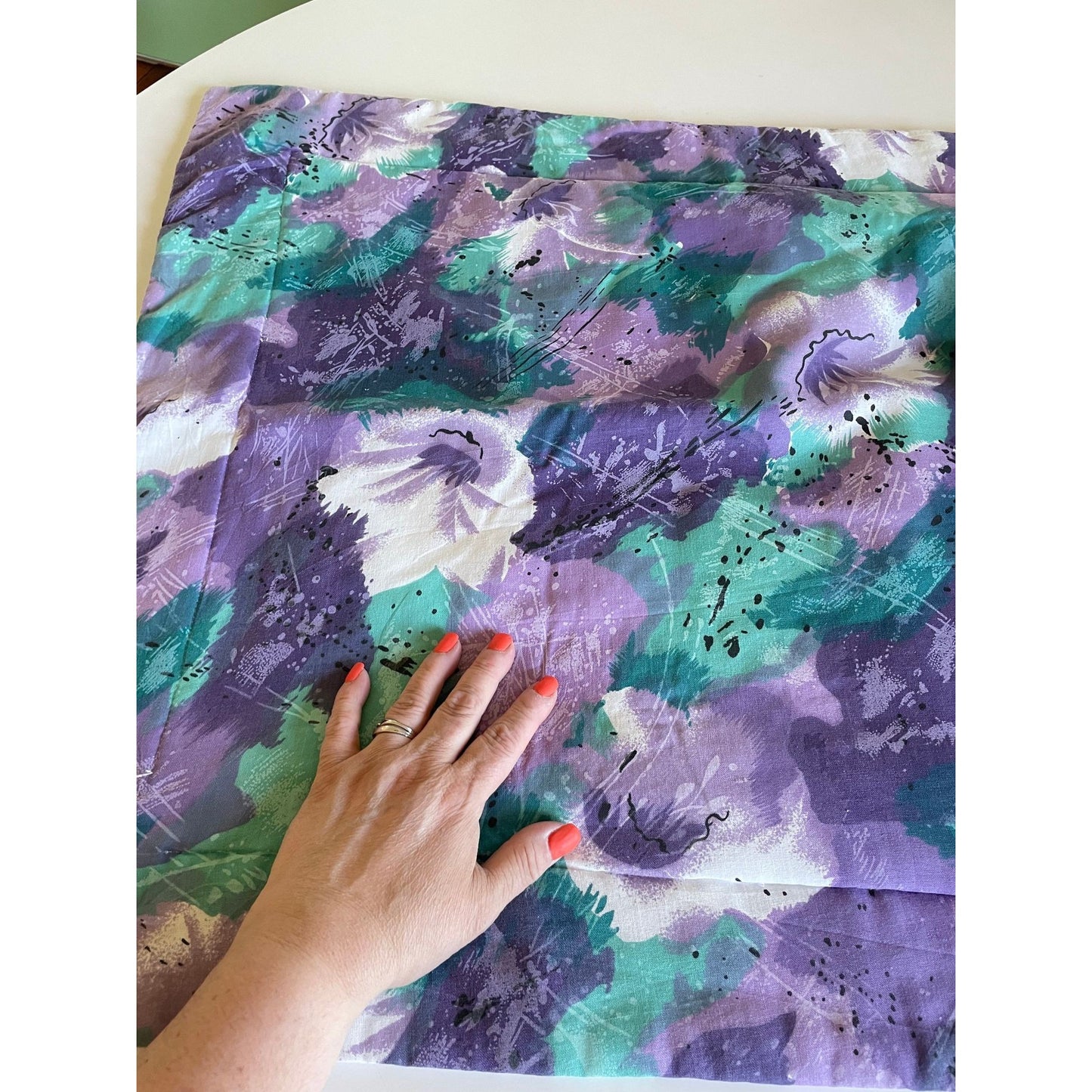 Vintage 80s pillow shams, green and purple abstract pattern