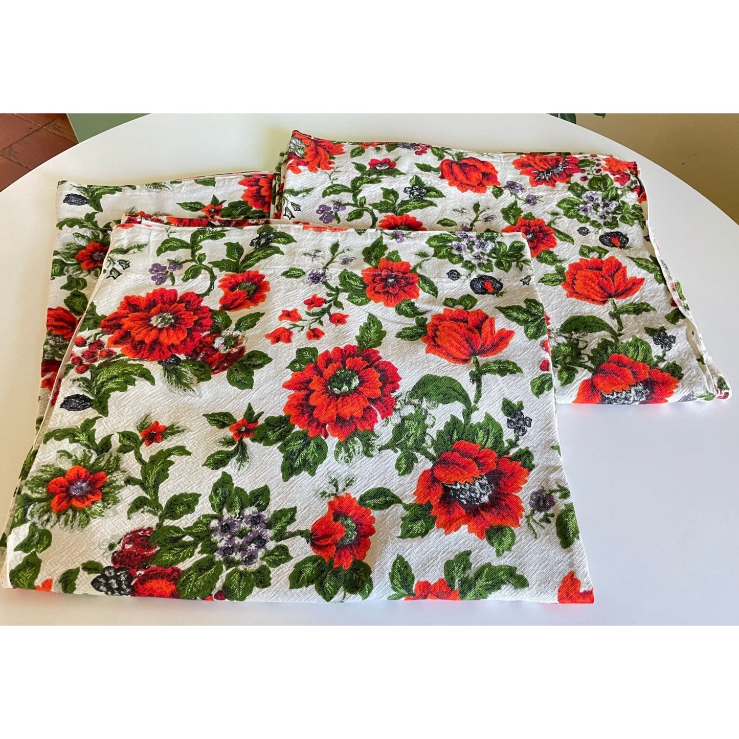 Vintage 60s barkcloth red floral curtain, single panel