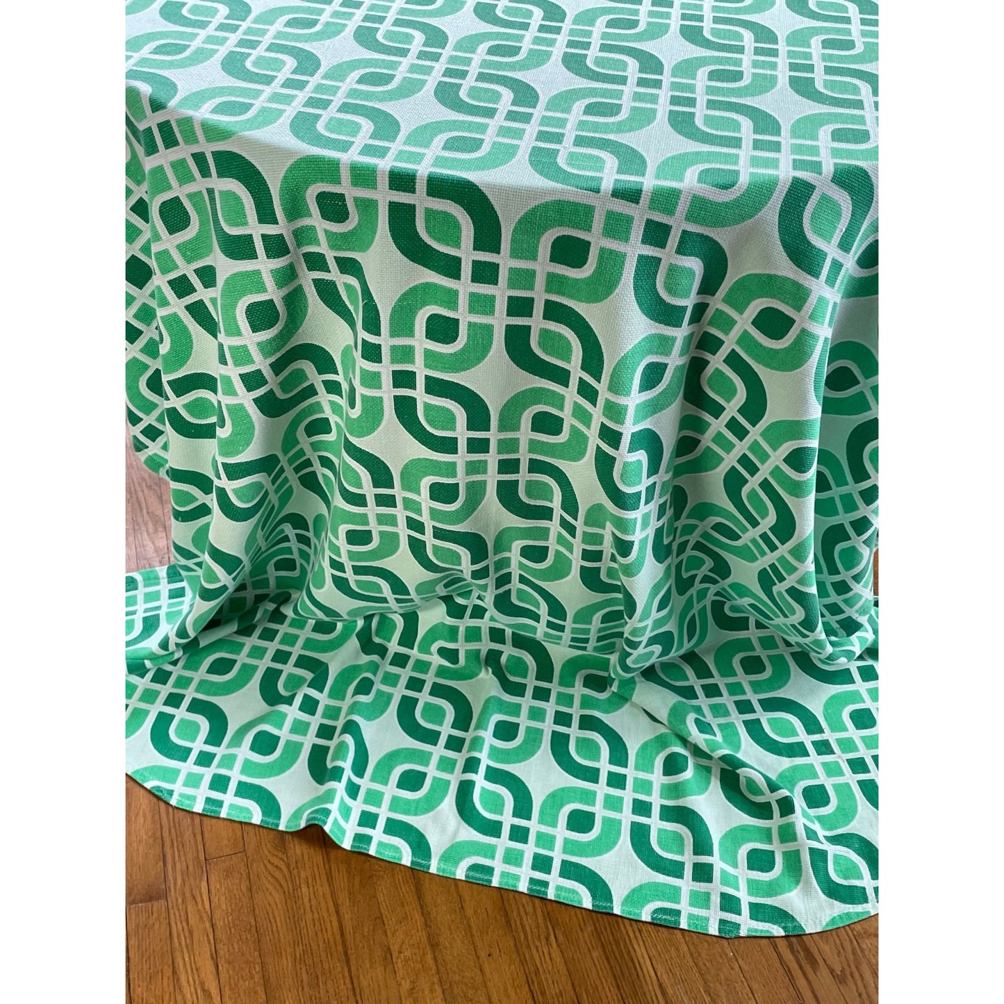 Vintage 70s bedspread, Tex-Made TruPrest, twin size bed