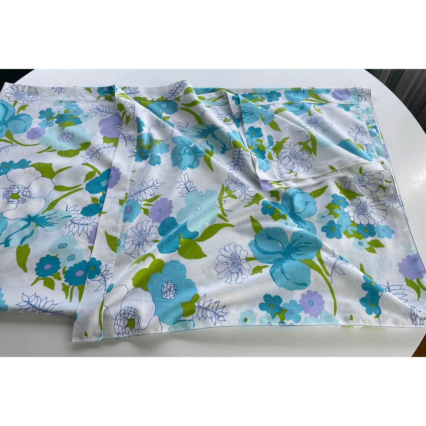 Vintage 70s flat sheet, queen / double size bed, TruPrest