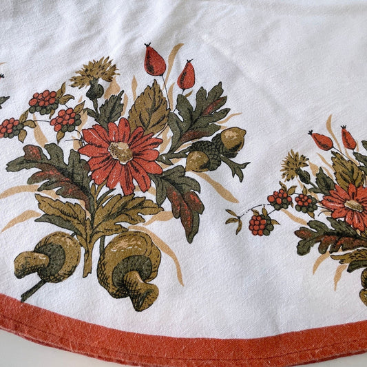 vintage 80s round tablecloth, flowers and mushroom orange and brown print