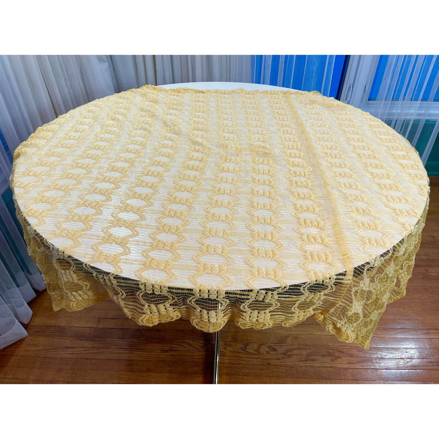 Vintage 70s yellow short mesh panel