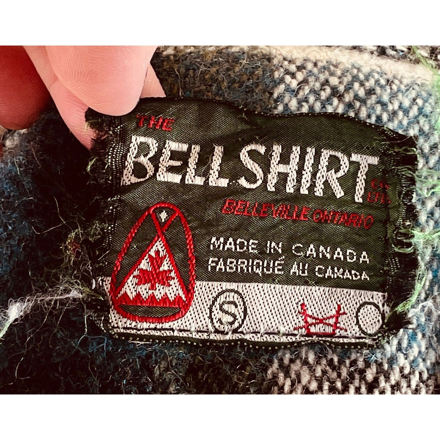 Vintage 1960s Canadian lumber Jack wool plaid shirt, Bell Shirt