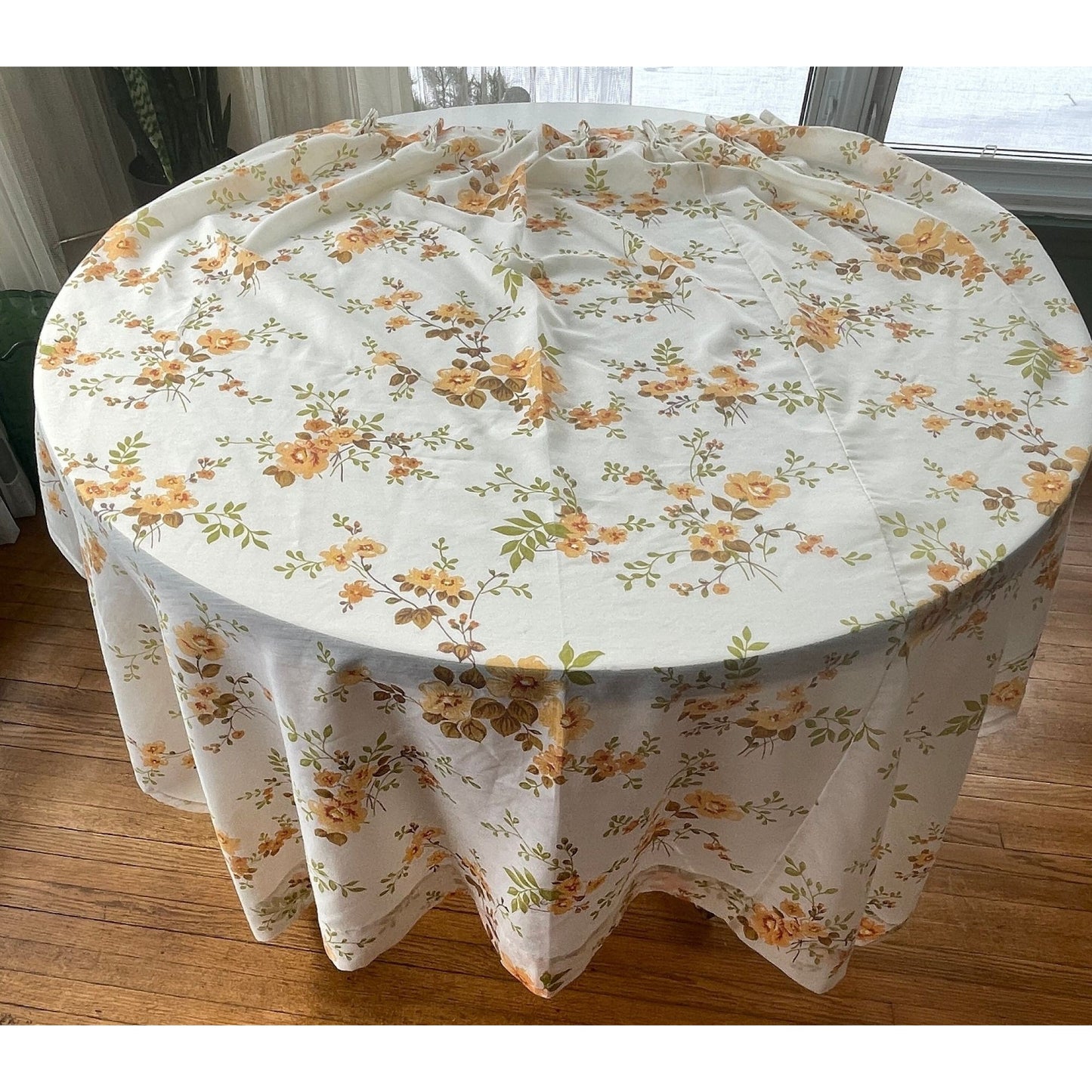 Vintage 80s pleated curtain, orange floral bouquets