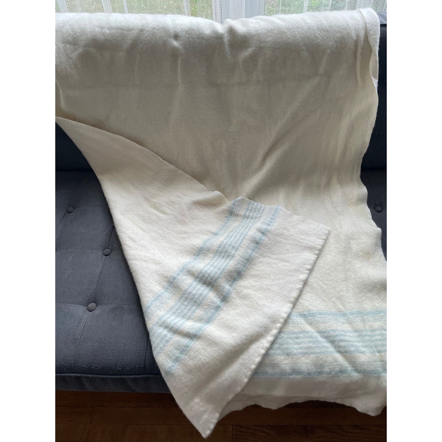 Vintage Mid Century 100% wool blanket, Horn Brothers