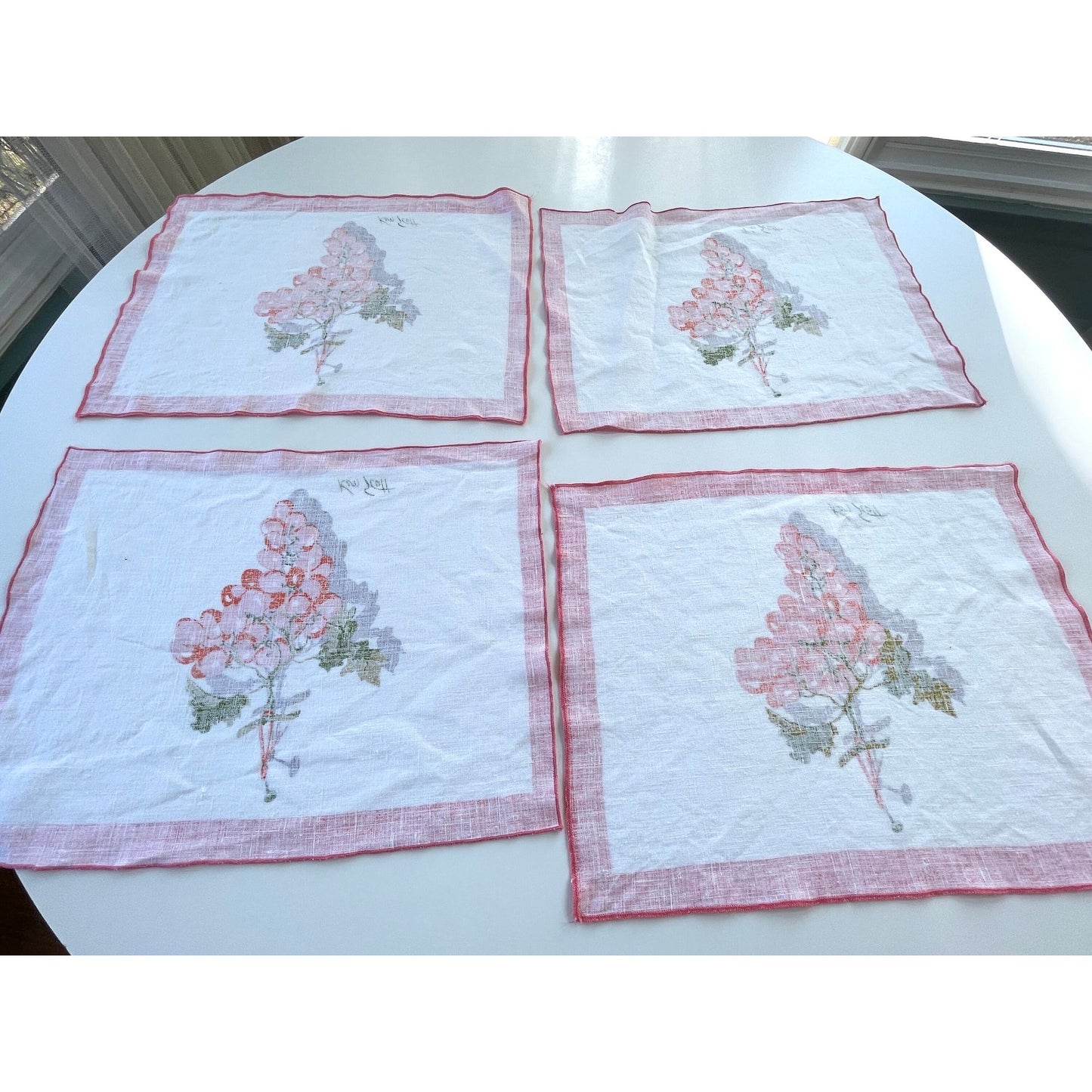 Vintage linen napkins, set of 4, designed by Ken Scott