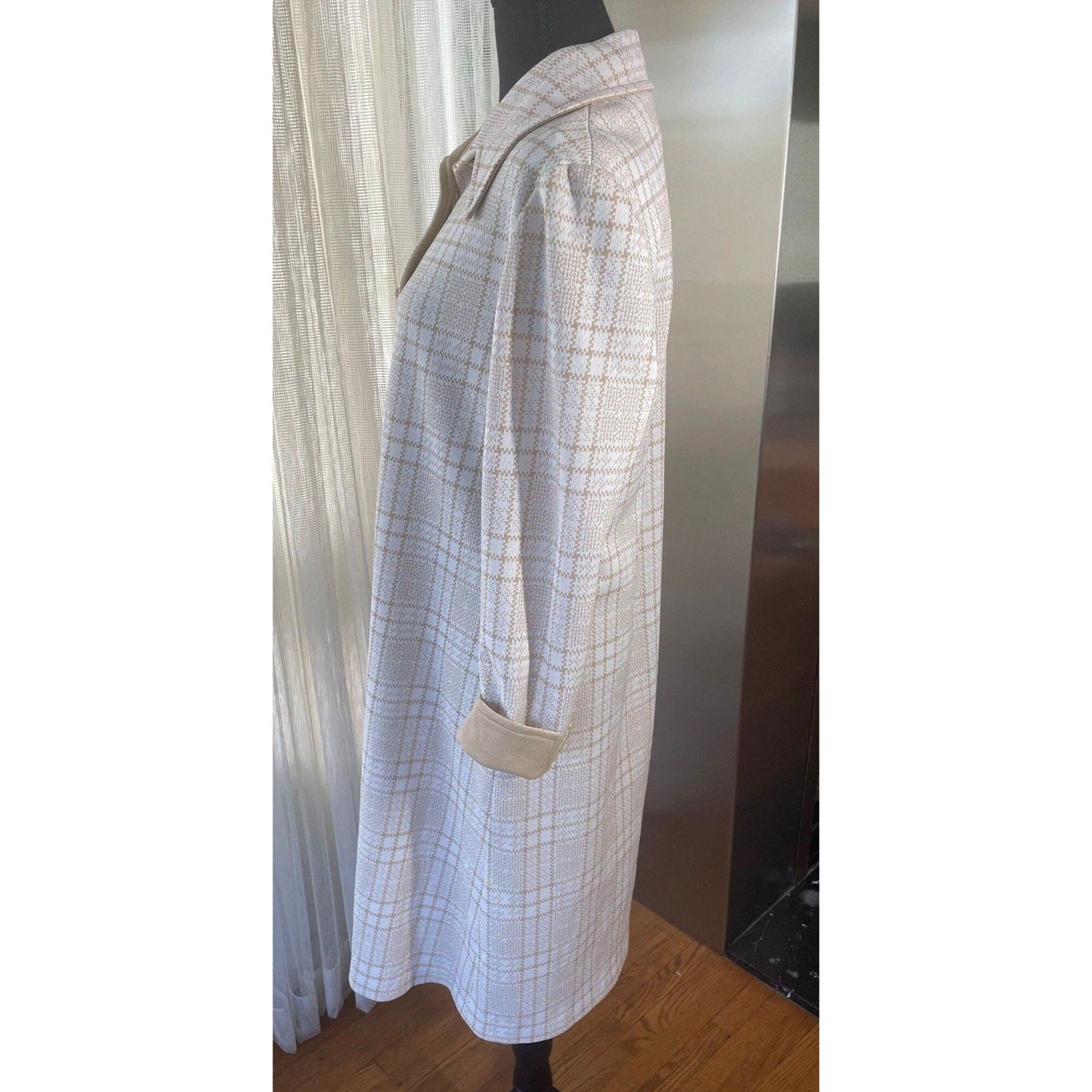 Vintage 70s dress, tan buffalo check pattern, long sleeves, Leo Danal