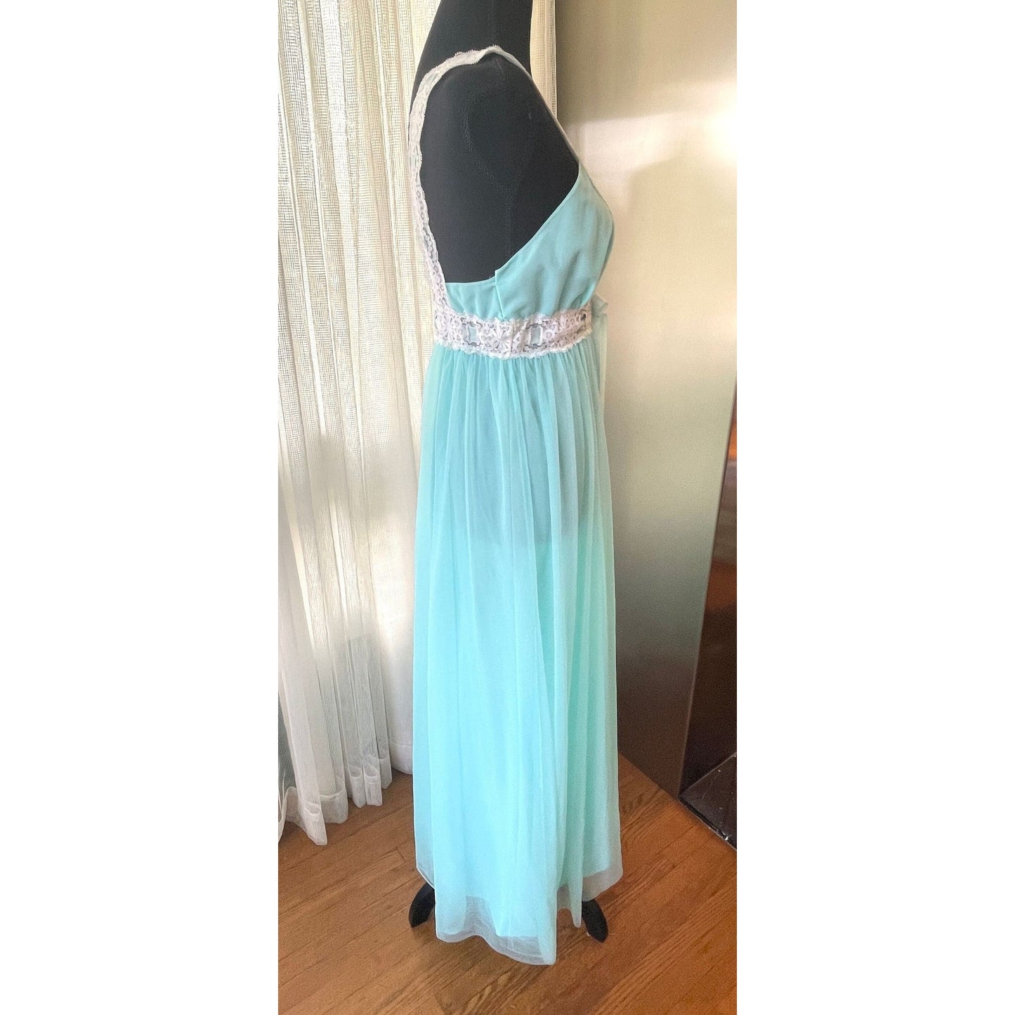 Vintage 1950s night dress, by Linda Underlovelies, turquoise sheer negligee