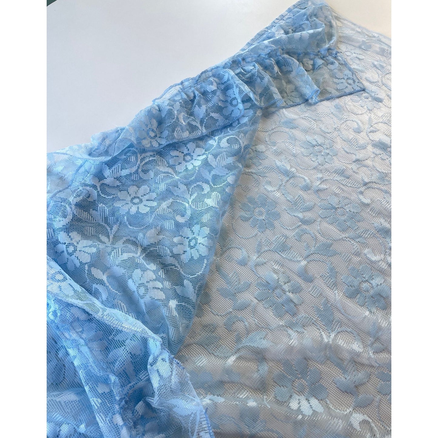 Vintage 70s curtain, blue floral with top ruffle