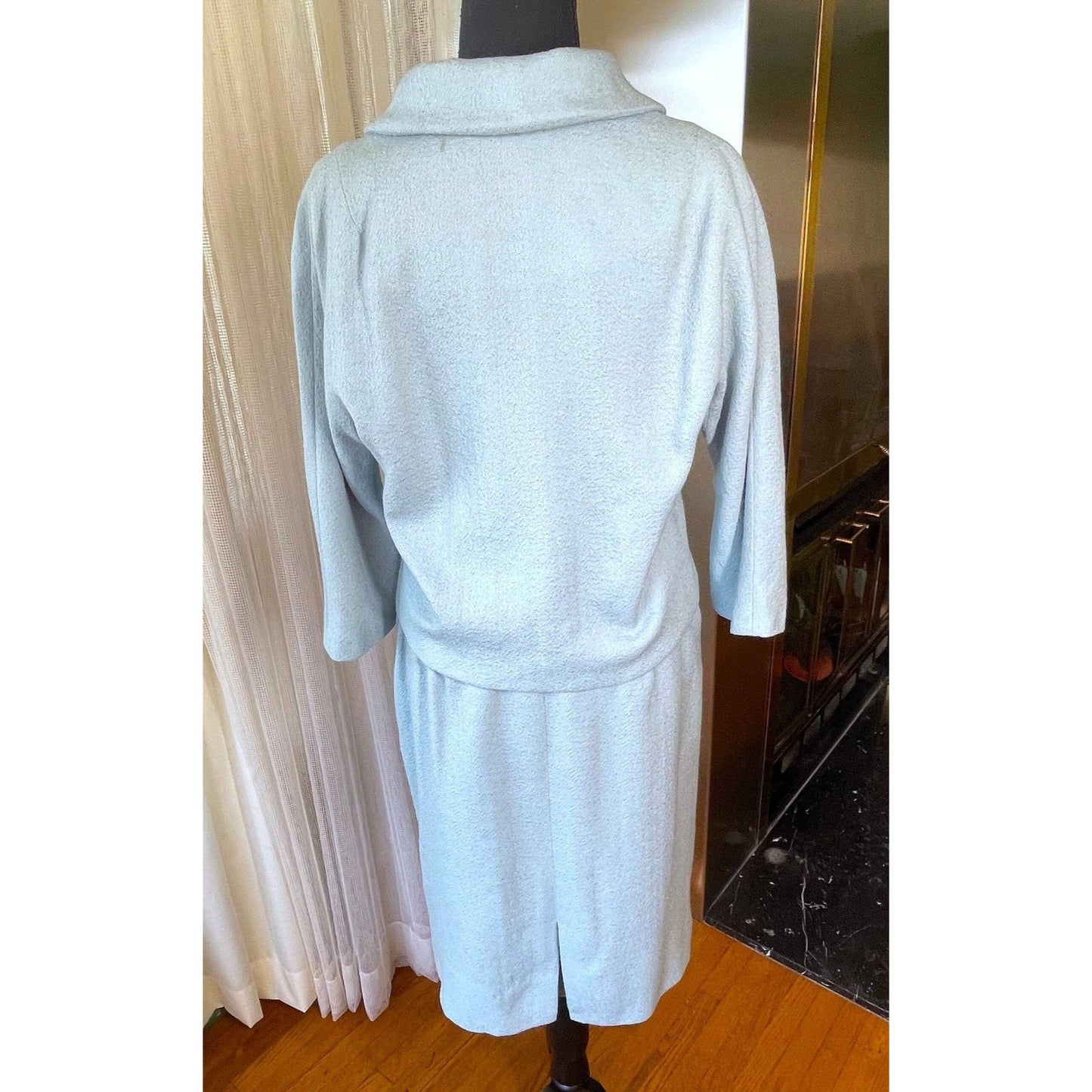 Vintage two pieces set, light blue jacket & straight skirt, AlJean