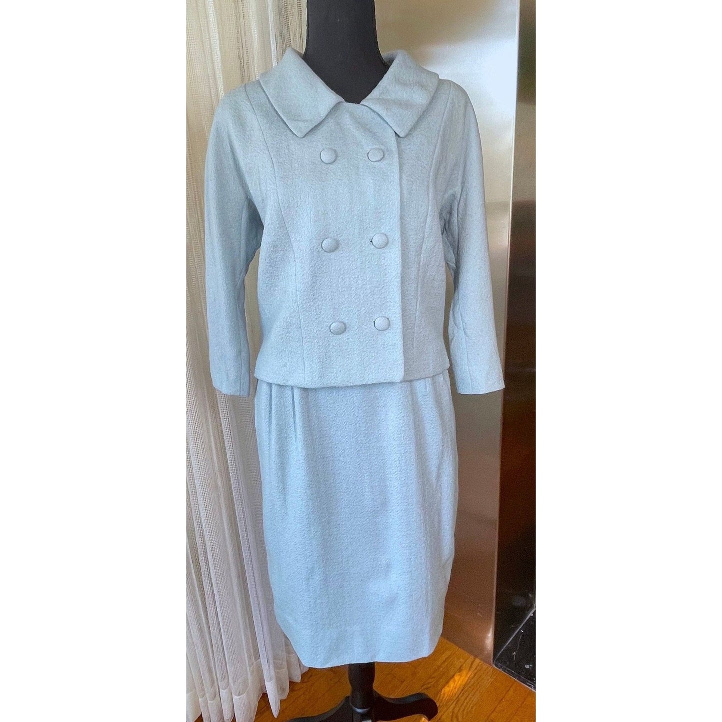 Vintage two pieces set, light blue jacket & straight skirt, AlJean