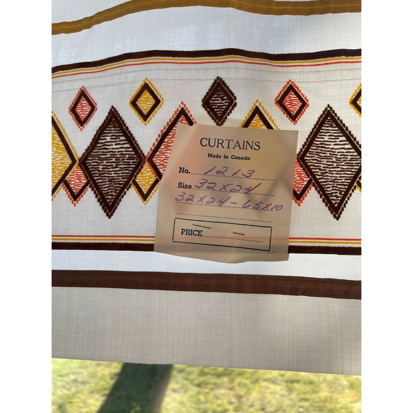 Vintage 60s short curtain, flocked fabric