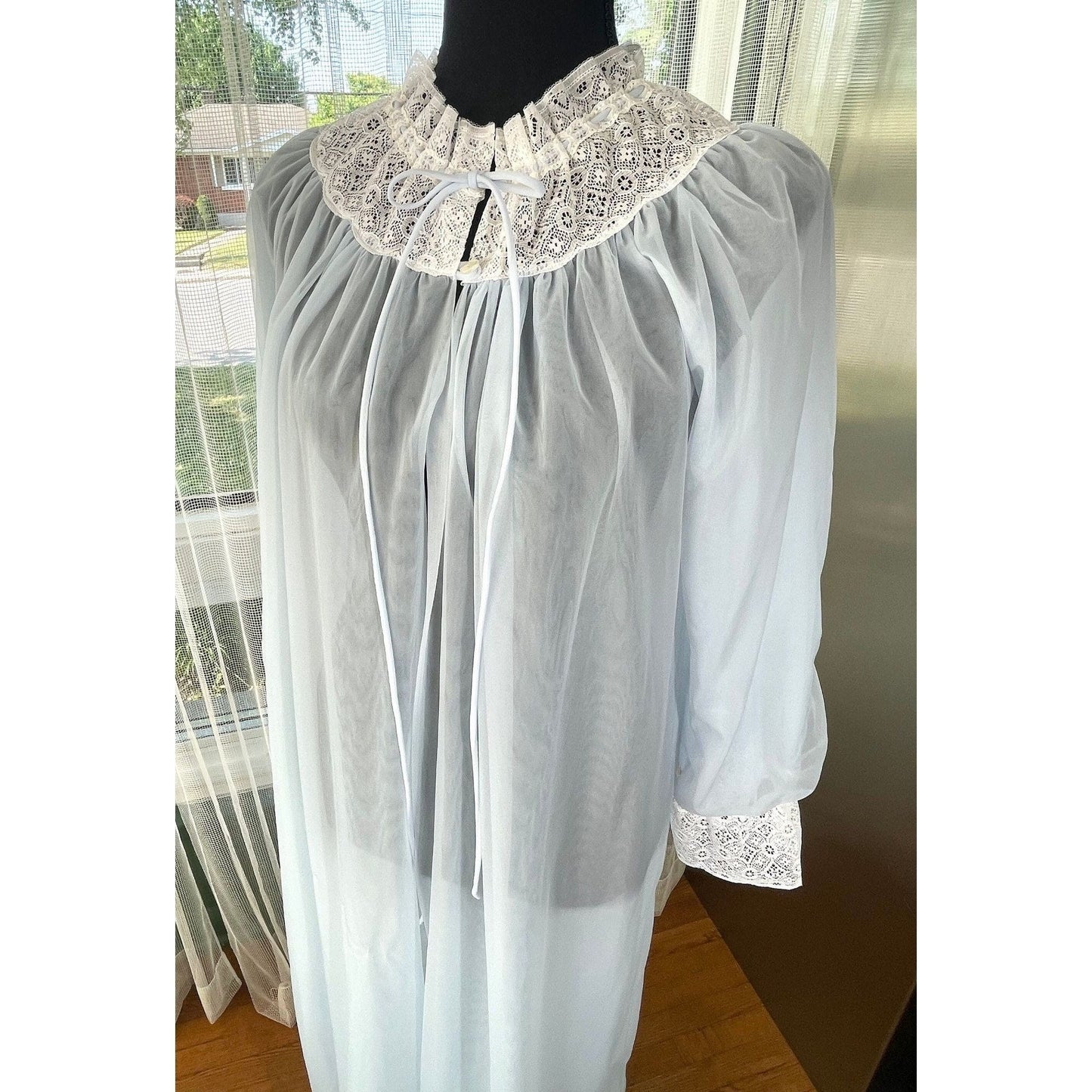 Vintage 1960s peignoir, blue chiffon, bridal honeymoon wear