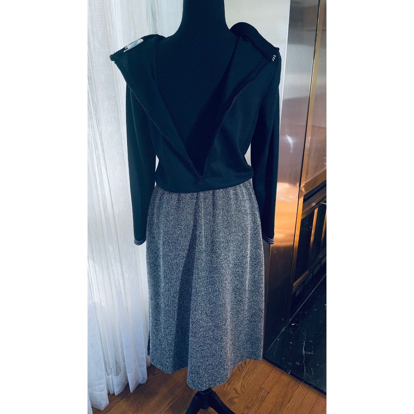 Vintage 70s dress, black and grey, long sleeves
