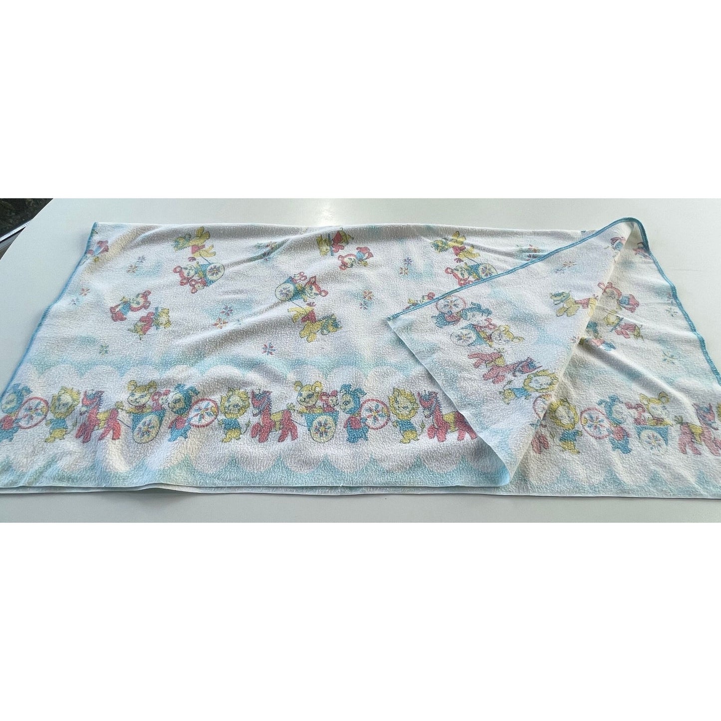 Vintage 60s baby blanket