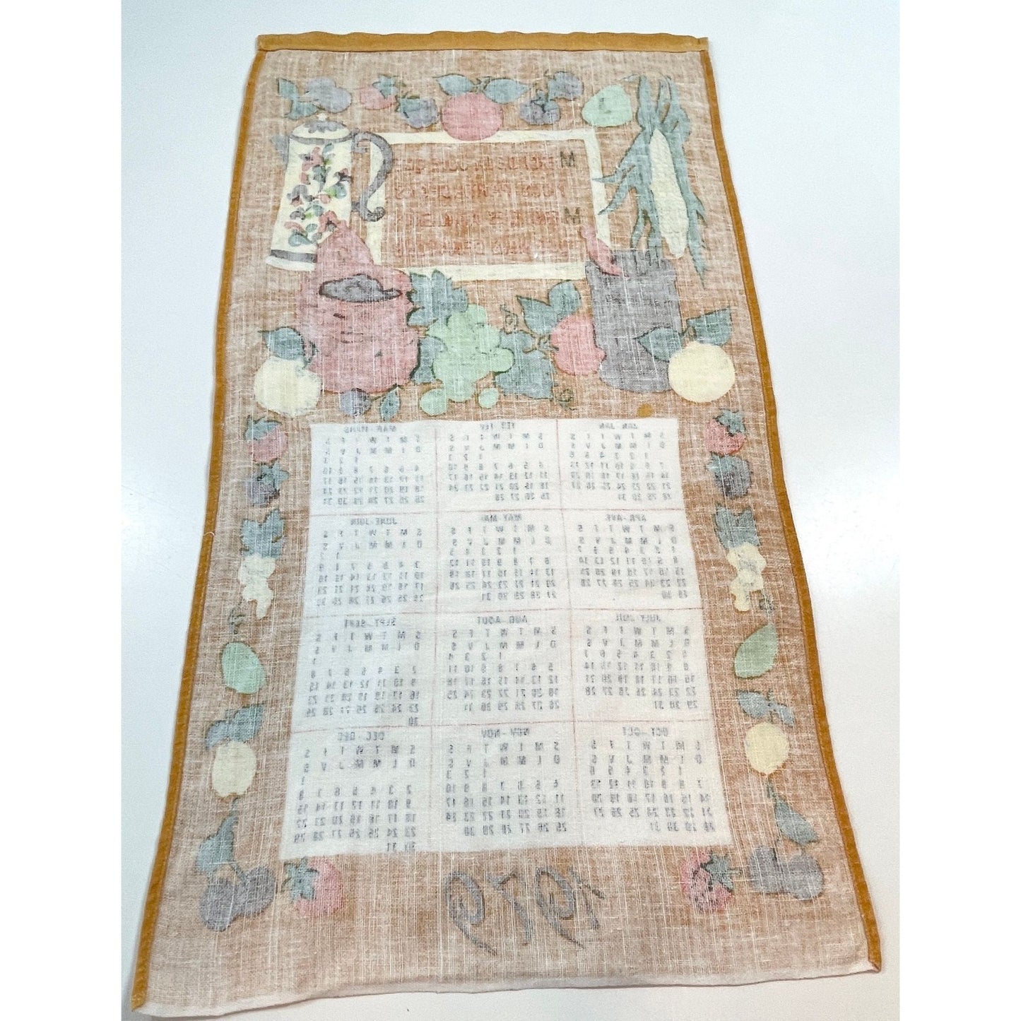 Vintage 1979 bilingual calendar tea towel