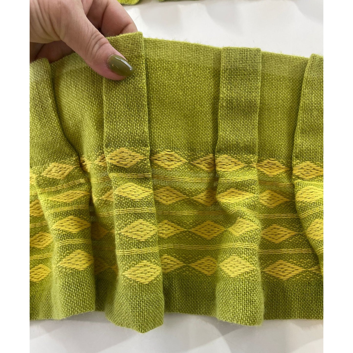 Vintage 70s pleated valance, avocado green, yellow
