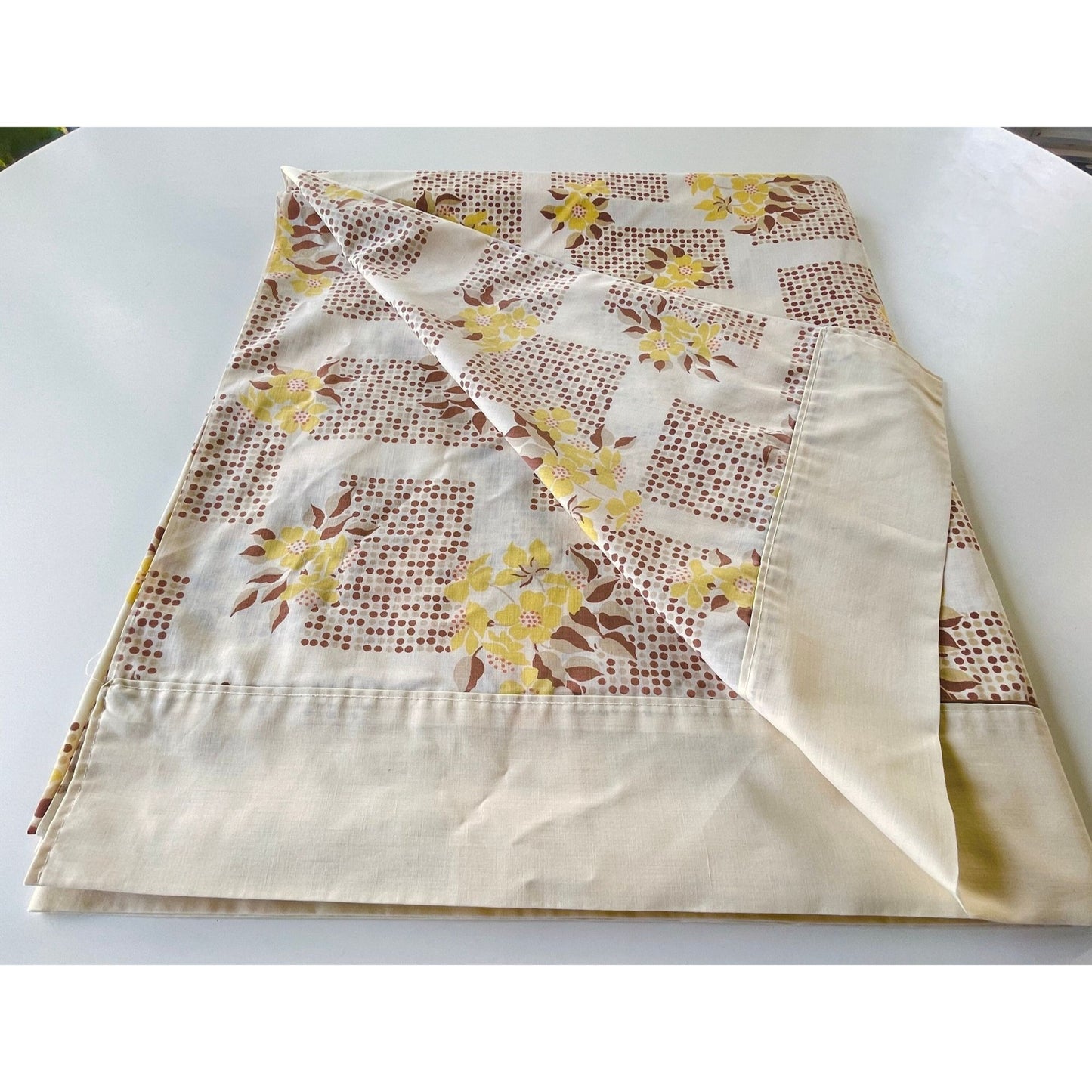 Vintage 70s flat sheet, double/queen size, Wabasso