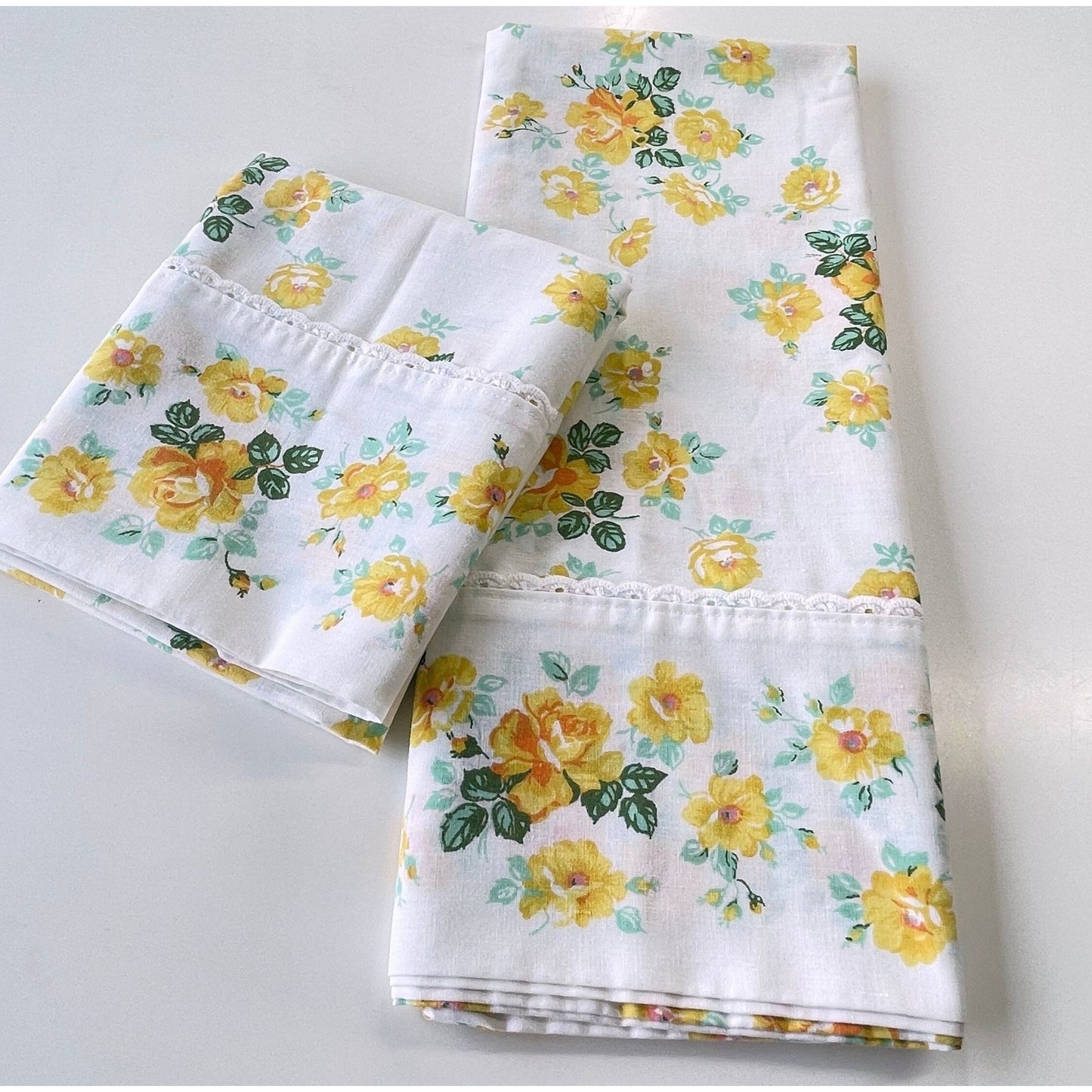 Pair of vintage 70s Wabasso floral pillowcases