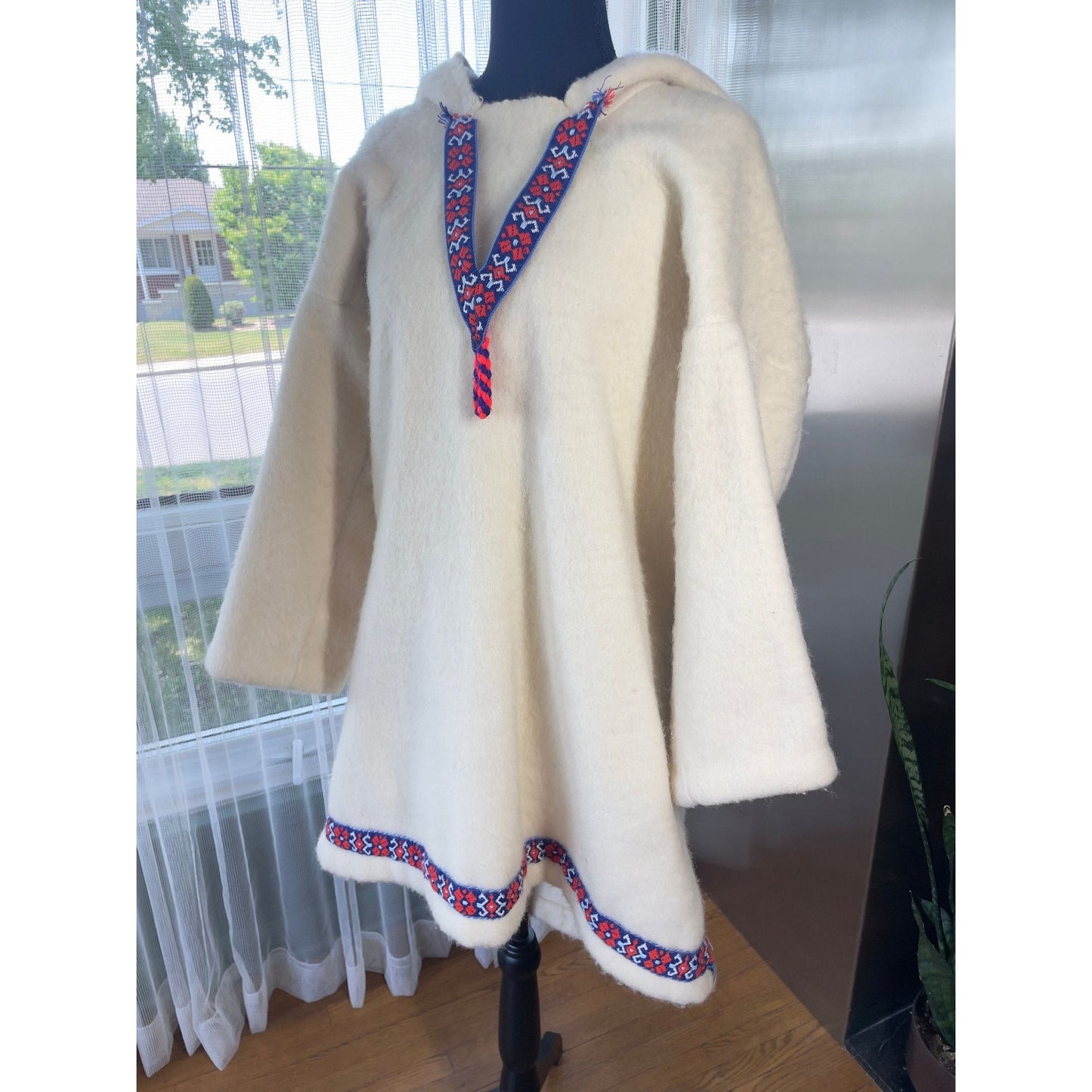 Vintage 1960s Inuit Amauti, 100% wool parka, built-in baby pouch