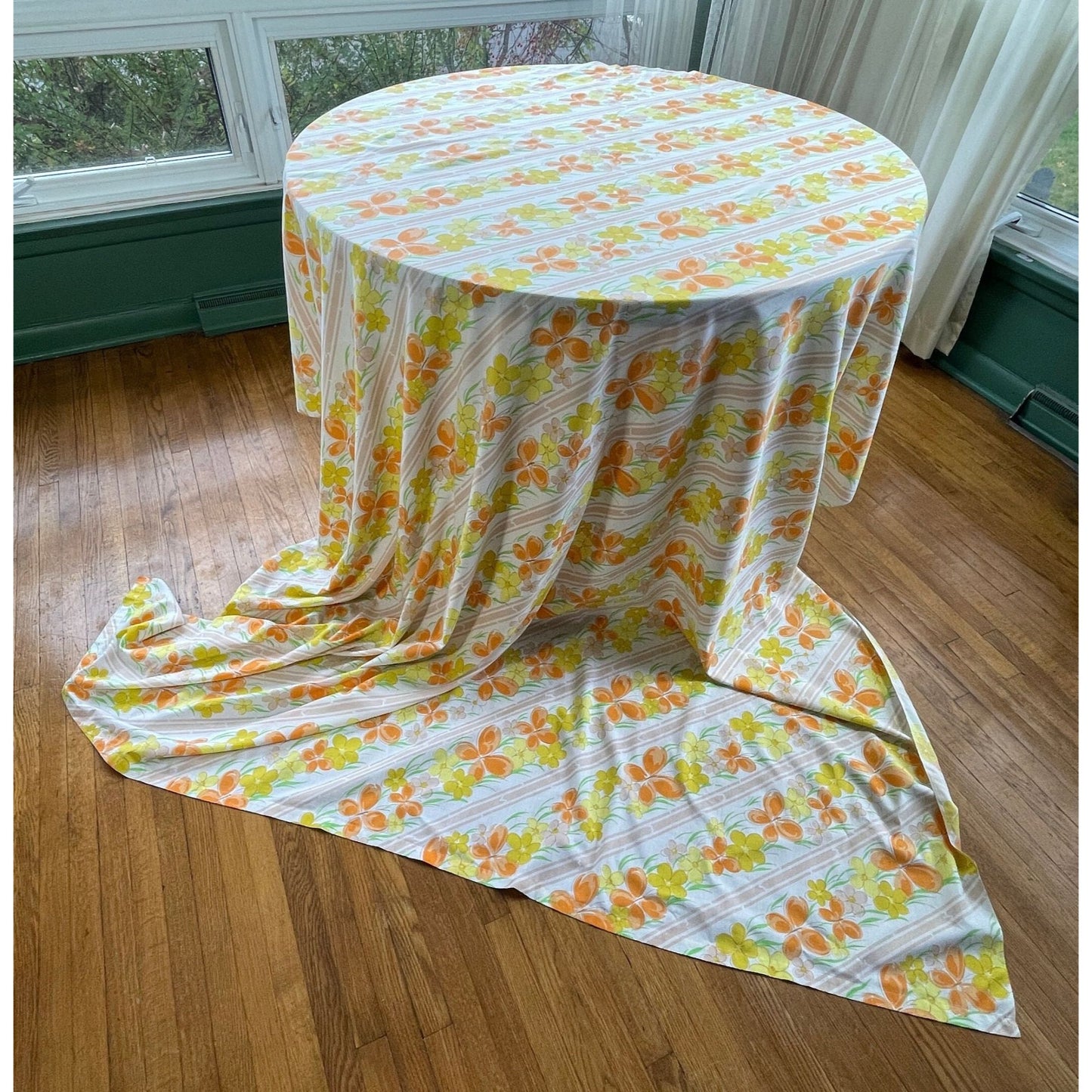 Vintage 70s flat sheet, full/double size, Wabasso